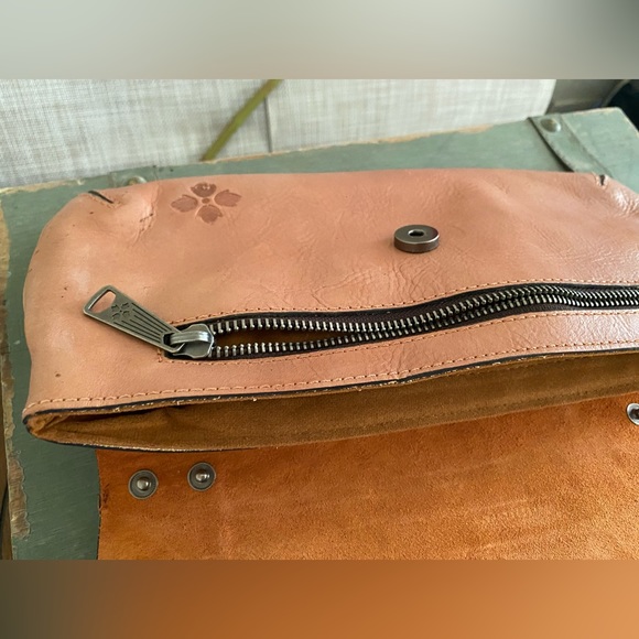 PATRICIA NASH CHAINLINK DUSTY ROSE LEATHER CLUTCH EUC - Picture 7 of 12